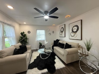 4463 N 51st Blvd, Milwaukee, WI 53218