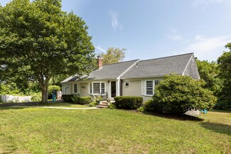 6 Blackfoot Way, South Dennis, MA 02660