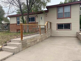 1406 15th St, Wheatland, WY 82201