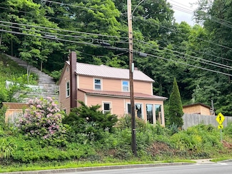 625 Western Ave, Brattleboro, VT 05301