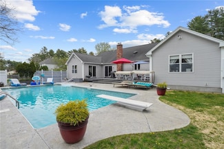 59 Lake Dr, West Greenwich, RI 02817