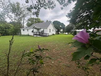 2074 Swinging Bridge Rd, Crane, MO 65633