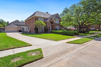 4311 Browning Ct, Sugar Land, TX 77479