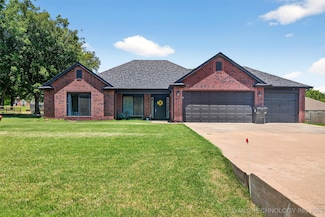 8813 E 104th Place N, Owasso, OK 74055