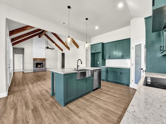 10008 Valley Oak Ct, Springtown, TX 76082