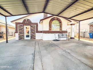 10488 Ethyl Hart St, Socorro, TX 79927