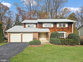 7804 Carrleigh Pkwy, Springfield, VA 22152