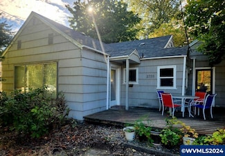 2735 Summer St SE, Salem, OR 97302