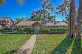 5927 Pinewilde Dr, Houston, TX 77066
