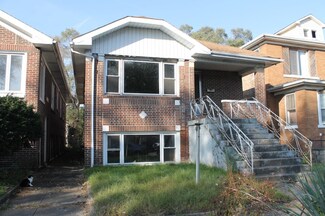 1064 Van Buren St, Gary, IN 46402