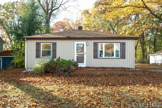 2875 Panzl St, Muskegon, MI 49444