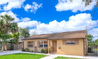 2918 E Central Blvd, Orlando, FL 32803