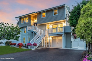 54 13th St, Toms River, NJ 08753