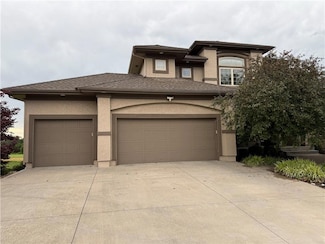 1113 James Creek Cir, Raymore, MO 64083