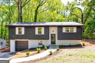 809 Vinton Woods Dr, Forest Park, GA 30297