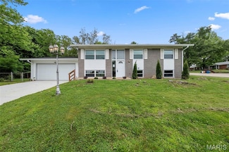 11605 Oakbury Ct, Bridgeton, MO 63044