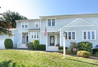 212 Laurelwood Dr, Hopedale, MA 01747