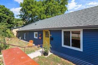 235 6th St, Mineral Point, WI 53565