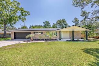 622 Merioneth Dr NE, Fort Walton Beach, FL 32547