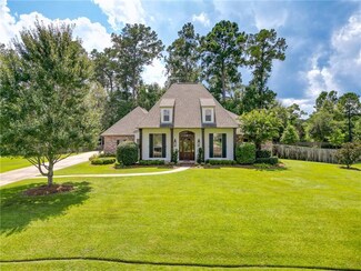 349 Red Gum Dr, Madisonville, LA 70447