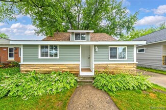 313 W Harwood Ave, Madison Heights, MI 48071