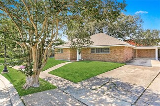 31 Smithway Dr, Gretna, LA 70053
