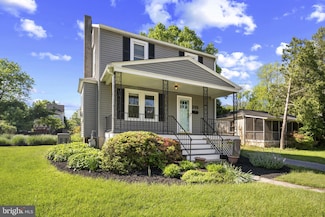 215 Hawthorne Ave, Pikesville, MD 21208