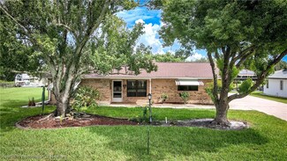1340 Shamrock Dr, Sebring, FL 33875