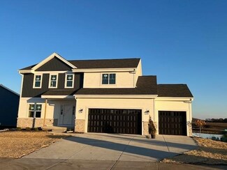 4105 Royal View Dr, de Forest, WI 53532