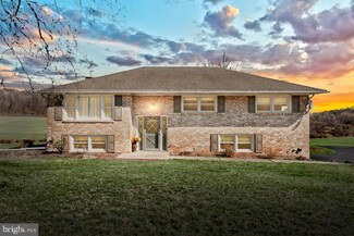 5 White Oak Rd, Red Lion, PA 17356