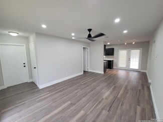 4851 Featherock, San Antonio, TX 78219