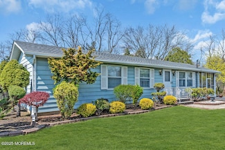 43 Half Acre Rd, Jamesburg, NJ 08831