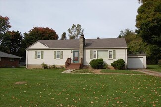 513 W Mercer Street Extension, Harrisville, PA 16038