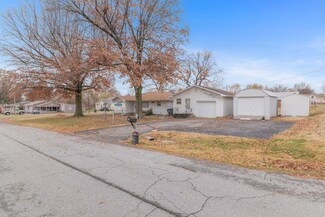 206 Crittenden St, Purdy, MO 65734
