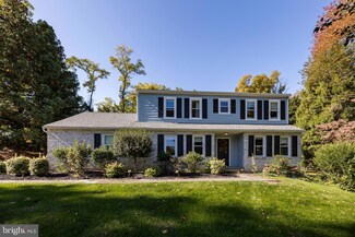 902 Radnor Rd, Wayne, PA 19087