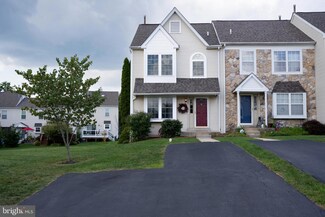 625 Longwood Rd, Collegeville, PA 19426