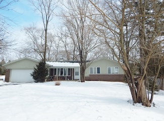 3410 Ridge Rd, Island Lake, IL 60042