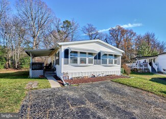 127 Cowhide Cir, Middle River, MD 21220