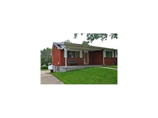 5623 N Strathbury Ave, Kansas City, MO 64151