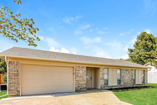 352 Lakeside Dr, Rockwall, TX 75032