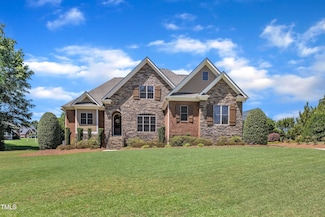 105 Somerley Dr, Garner, NC 27529