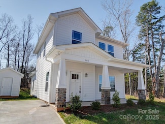 502 Geneva Cir, Gastonia, NC 28056