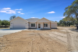 506 County Road 6868 E, Natalia, TX 78059