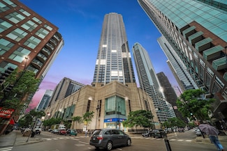 512 N Mcclurg Ct Unit 705, Chicago, IL 60611