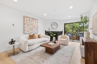 1070 Mercedes Ave Unit 24, Los Altos, CA 94022