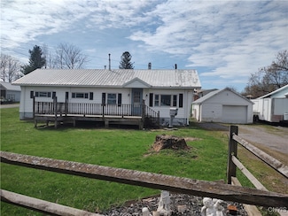 63 Spring St, Adams, NY 13605