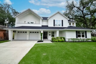 702 Azaleadell Dr, Houston, TX 77018