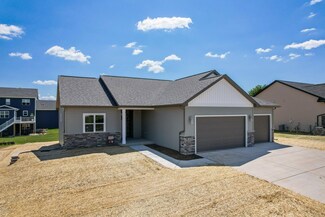 405 Melissa Ln Unit 77, Cottage Grove, WI 53527