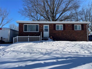214 Berry Dr, Gray Summit, MO 63039