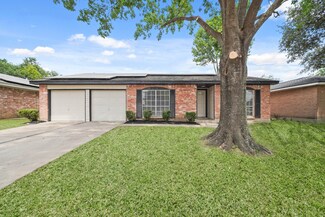 7602 Silent Wood Ln, Houston, TX 77086